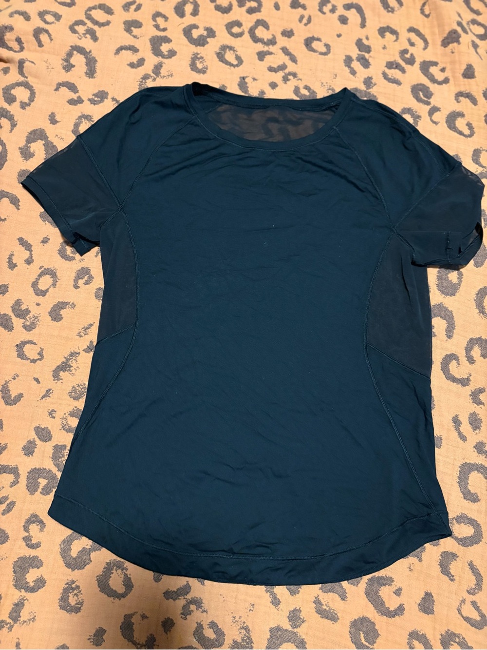Lululemon athletica Women’s Short Sleeve workout top